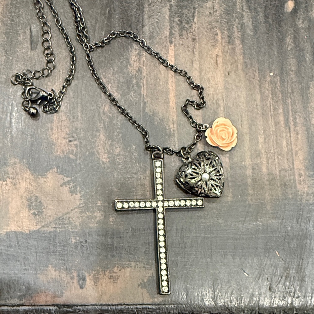Elegant Silver Cross Necklace with Heart and Rose Charm